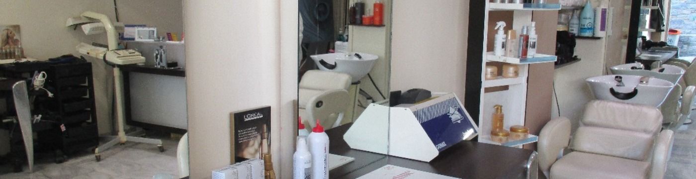 Cut & Colour by Elpida